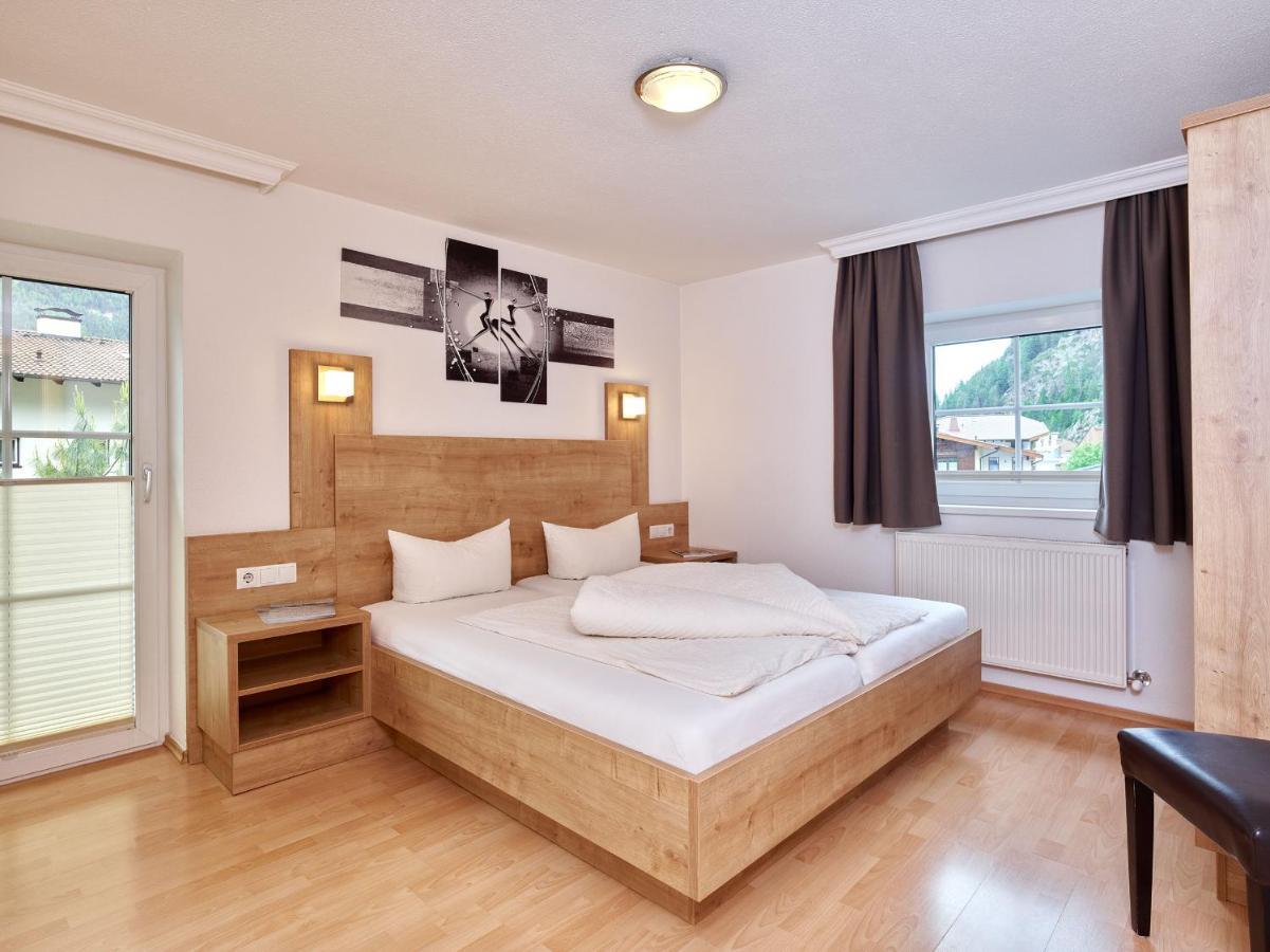 Andy'S Apartment Längenfeld Екстериор снимка